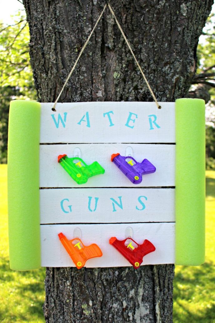 DIY Water Gun Holder from Pallets