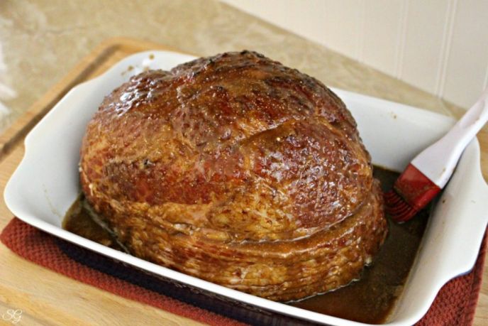 Holiday Ham - Tradition With Friends Hormel Cure 81 Cherrywood Ham