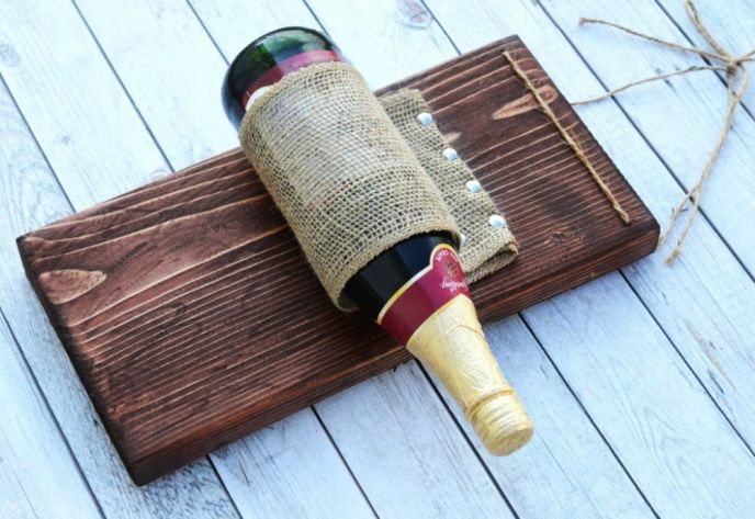 DIY Wood Wine Bottle Holder Gift