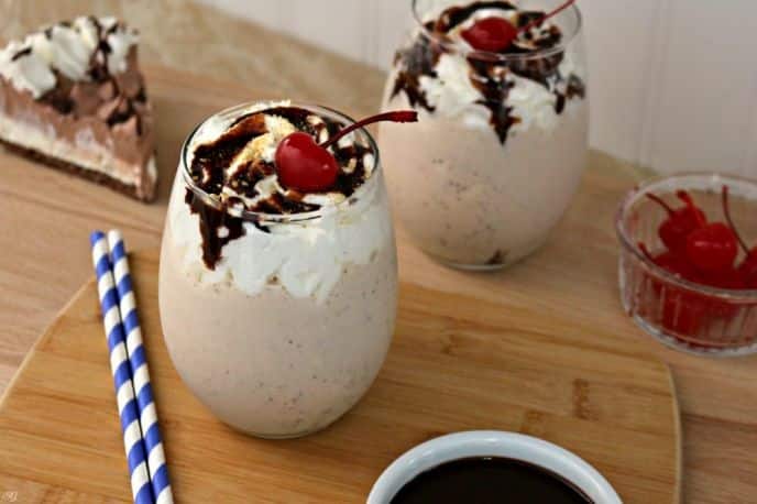 Easy Chocolate Creme Pie Frosty