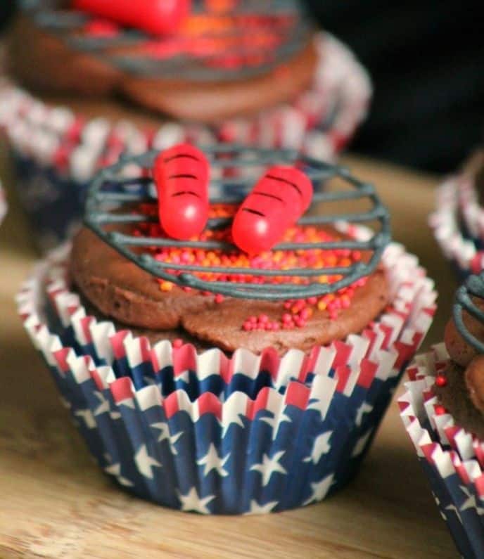 Summer Themed BBQ Grill Cupcakes