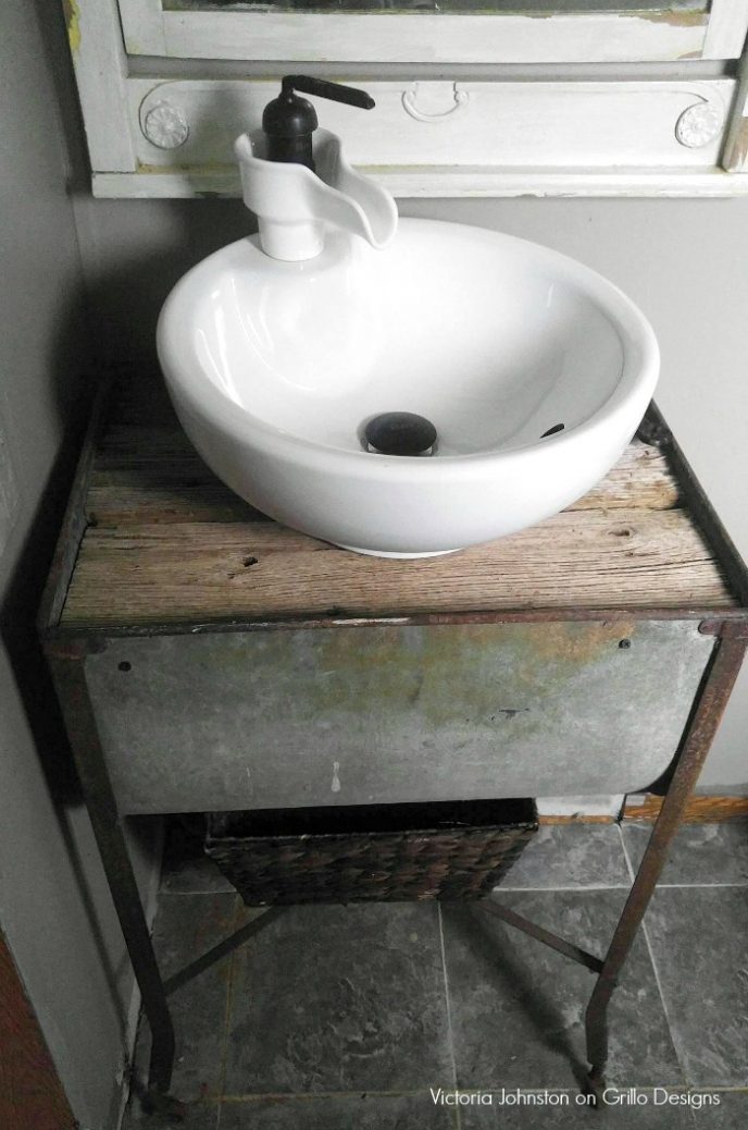 DIY Farmhouse Decor Farmhouse DIY washtub sink