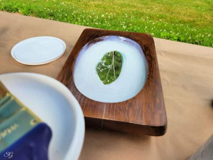 Painting A Mirror Frame Mask and Peel around the edges of the oval mirror