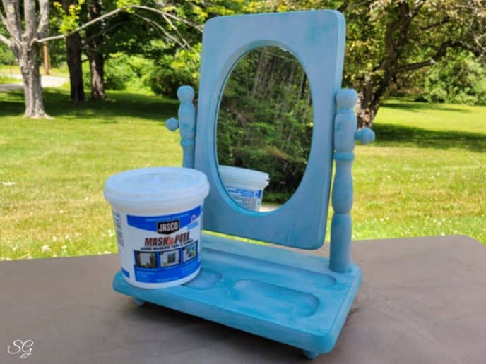 Painting A Mirror Frame After picture of the painted mirror frame.