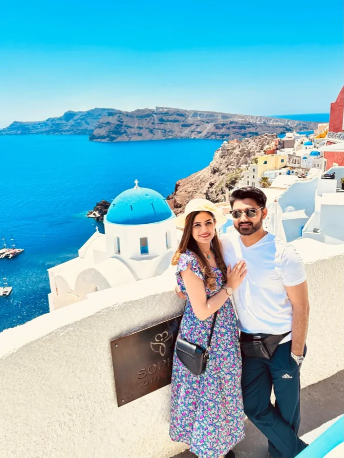 Santorini-travel-guide