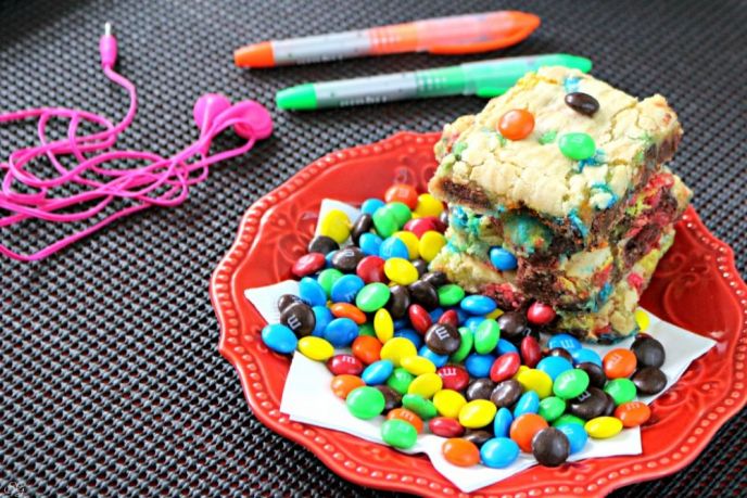 Cake Mix M&M's® Cookie Bars Recipe