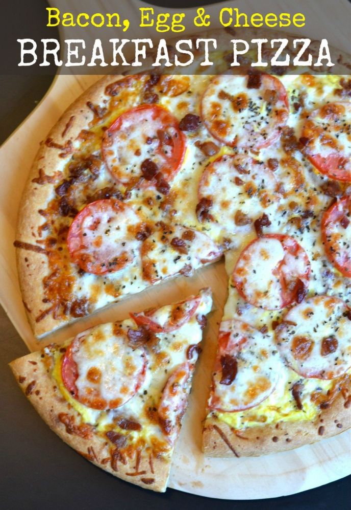 Bacon,egg and cheese breakfast pizza? You bet! Have you always wanted pizza for breakfast? Here's your chance! Check out this simple 15 minute breakfast pizza recipe! 