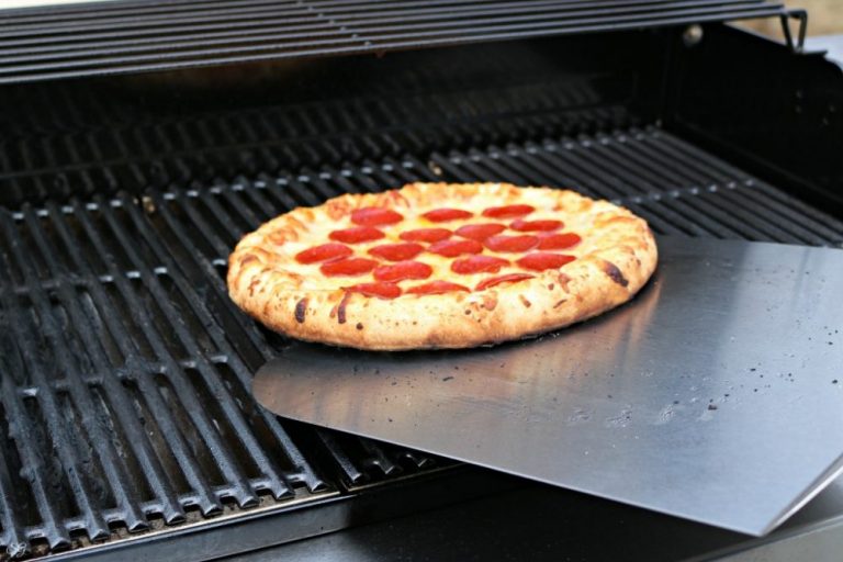 How To Grill A Frozen Pizza Scrappy Geek