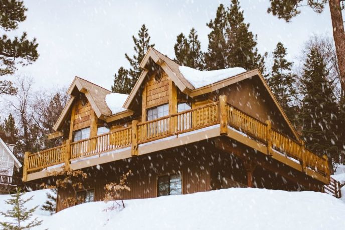 How to Winterize Your Home! Prepare your home for winter and save on your heating bill with these tips.